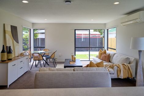 Photo of property in 22a Dunedin Street, Redwood, Christchurch, 8051