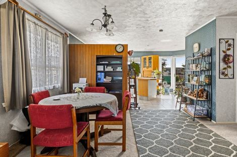 Photo of property in 5 Whitby Crescent, Flaxmere, Hastings, 4120