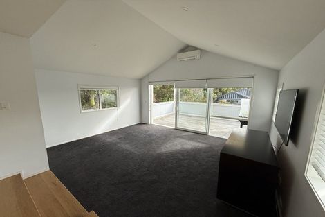 Photo of property in 54e Birkdale Road, Birkdale, Auckland, 0626
