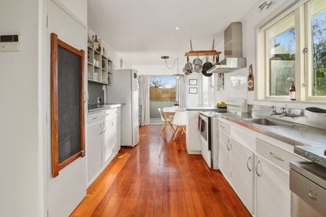 Photo of property in 17 Pandora Avenue, Sunnybrook, Rotorua, 3015