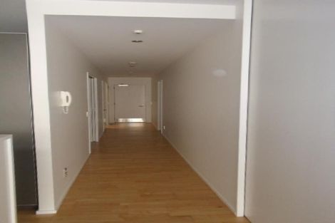 Photo of property in 204/7 Humber Street, Pandora, Napier, 4110