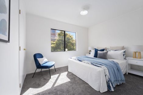 Photo of property in 4229 Great North Road, Glendene, Auckland, 0602