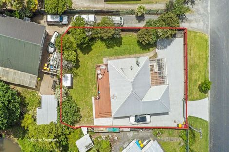 Photo of property in 6 Woodside Road, Massey, Auckland, 0614