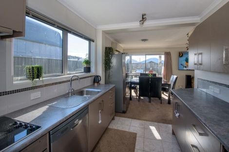 Photo of property in 9 Austral Place, Cromwell, 9310