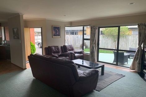 Photo of property in 14 Kirk Close, Rototuna, Hamilton, 3210