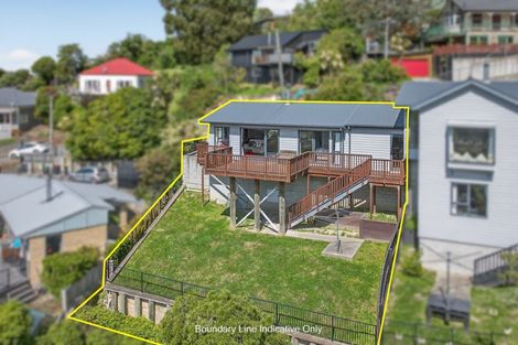 Photo of property in 30a Ticehurst Road, Lyttelton, 8082