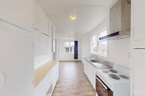 Photo of property in 10 Armstrong Place, Gonville, Whanganui, 4501