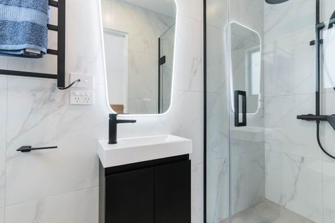 Photo of property in 11/3 Matuhi Rise, Henderson, Auckland, 0612