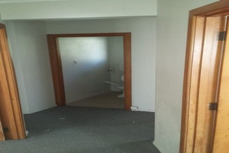 Photo of property in 18 Barron Drive, Green Bay, Auckland, 0604