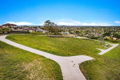 Photo of property in 17a Tiriwa Drive, Massey, Auckland, 0614