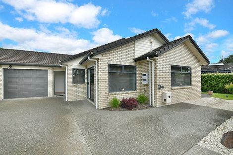 Photo of property in 12 Francis Skinner Place, Orewa, 0931