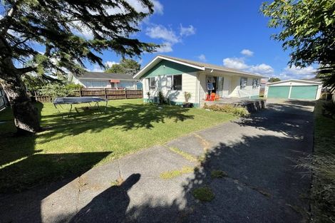 Photo of property in 13 Cranberry Place, Bucklands Beach, Auckland, 2012
