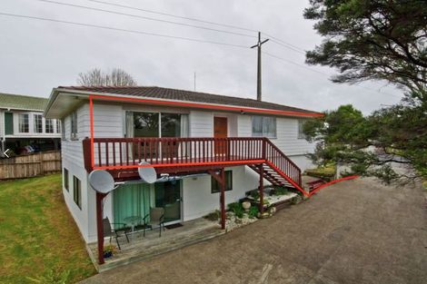 Photo of property in 51 Lynn Road, Bayview, Auckland, 0629