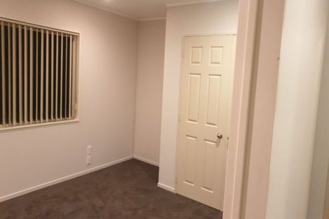 Photo of property in 56 Ransom Smyth Drive, Goodwood Heights, Auckland, 2105