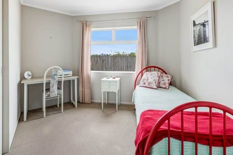 Photo of property in 36 Elan Place, Stanmore Bay, Whangaparaoa, 0932