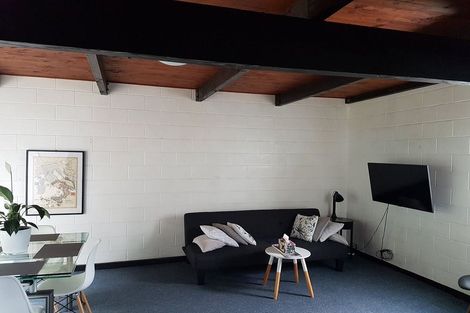 Photo of property in 24/10 Pitarua Street, Thorndon, Wellington, 6011