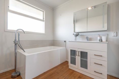 Photo of property in 3 Frame Street, Leamington, Cambridge, 3432