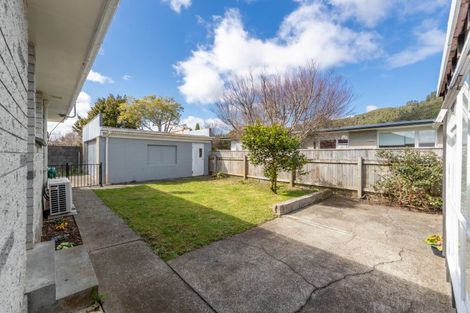 Photo of property in 51a Seddon Street, Wallaceville, Upper Hutt, 5018