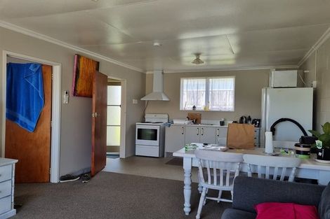 Photo of property in 17 Pleiades Street, Waitara, 4320