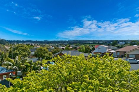 Photo of property in 21 Gala Place, Henderson, Auckland, 0612