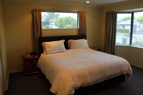 Photo of property in 4 Sunninghurst Drive, Fairfield, Dunedin, 9018