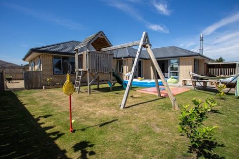 Photo of property in 6 Austin Reid Avenue, Carterton, 5713