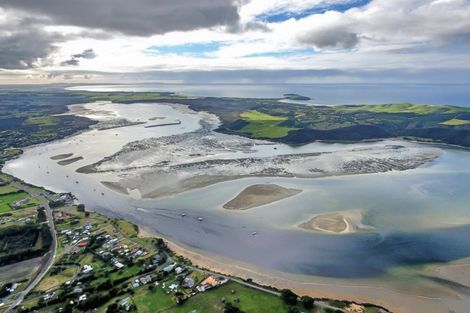 Photo of property in 38 Waterfront Road, Pukenui, 0484
