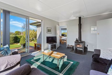 Photo of property in 9 Clayton Road, Amberley, 7410