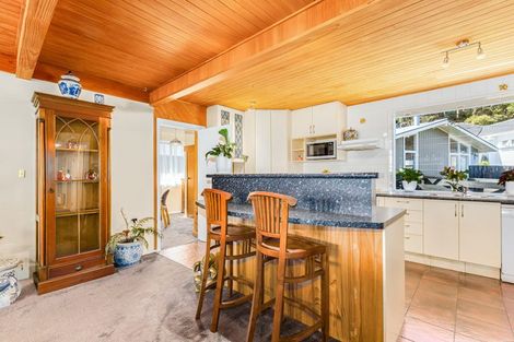 Photo of property in 3 Glen Alice Grove, Naenae, Lower Hutt, 5011