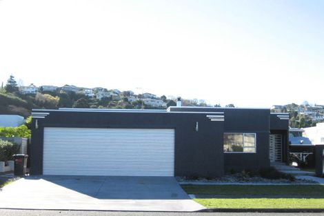 Photo of property in 9 Logan Avenue, Marewa, Napier, 4110