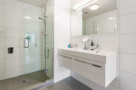 Photo of property in 30 Eaves Bush Parade, Orewa, 0931