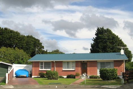 Photo of property in 5 Snell Grove, Clouston Park, Upper Hutt, 5018