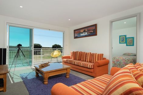 Photo of property in 708a Papamoa Beach Road, Papamoa Beach, Papamoa, 3118