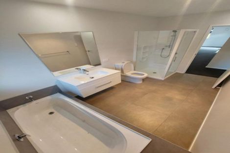 Photo of property in 5 Ruru Lane, Hurworth, New Plymouth, 4310