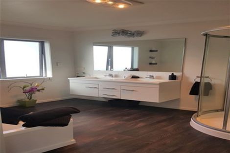 Photo of property in 2 Lichen Grove, Russell, 0272