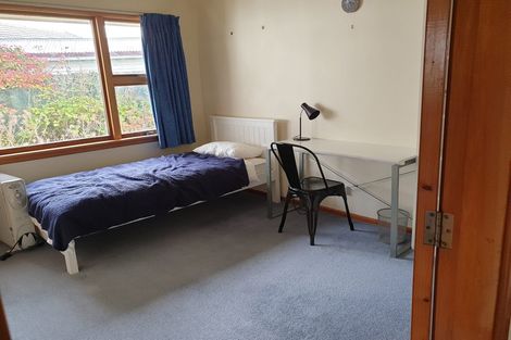 Photo of property in 73 Greendale Avenue, Avonhead, Christchurch, 8042