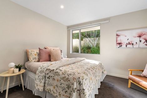 Photo of property in 9/8 Thatcher Crescent, Crofton Downs, Wellington, 6035