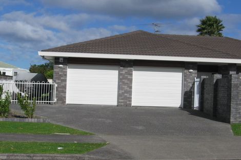 Photo of property in 12 Suncrest Drive, West Harbour, Auckland, 0618