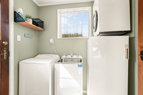 Photo of property in 2a Rennie Street, Green Island, Dunedin, 9018