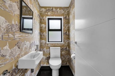 Photo of property in 43 Nugent Street, Bell Block, New Plymouth, 4312