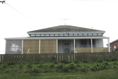 Photo of property in 21 Ruapehu Street, Castlecliff, Whanganui, 4501