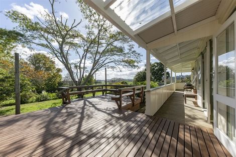 Photo of property in 2059 State Highway 16, Helensville, 0875