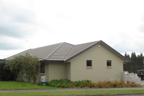 Photo of property in 11 Ashmore Drive, Frankleigh Park, New Plymouth, 4310