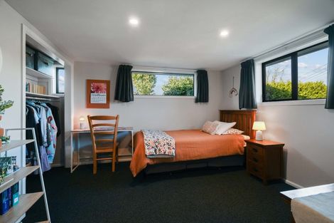 Photo of property in 1 Cunliffe Road, Redwood, Christchurch, 8051