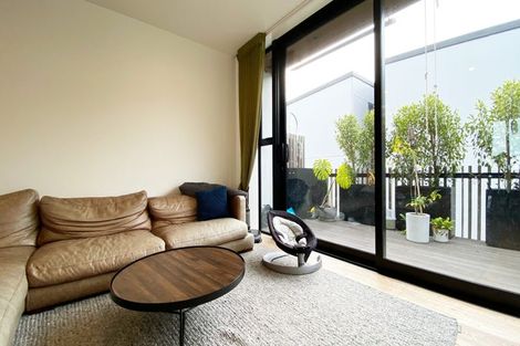 Photo of property in Sugar Lane Apartments, 11/31 Rawene Road, Birkenhead, Auckland, 0626