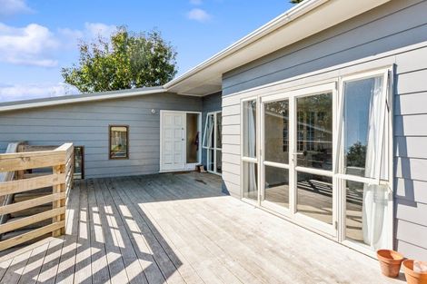 Photo of property in 39 Tennis Court Road, Raumati South, Paraparaumu, 5032