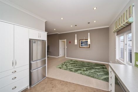 Photo of property in 30 Puriri Street, Hawera, 4610