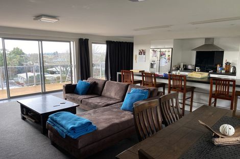 Photo of property in 4 Alberta Road, Glen Avon, New Plymouth, 4312