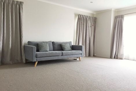 Photo of property in 32 Wawatai Drive, Karaka, Papakura, 2113