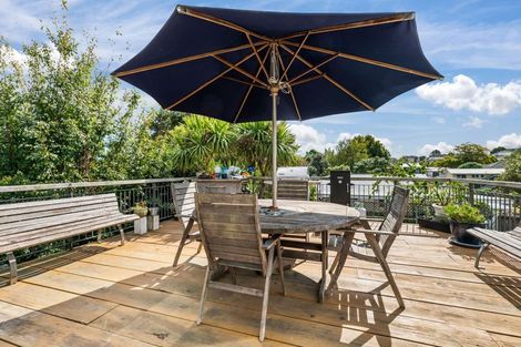 Photo of property in 26 Kaikoura Street, Henderson, Auckland, 0612